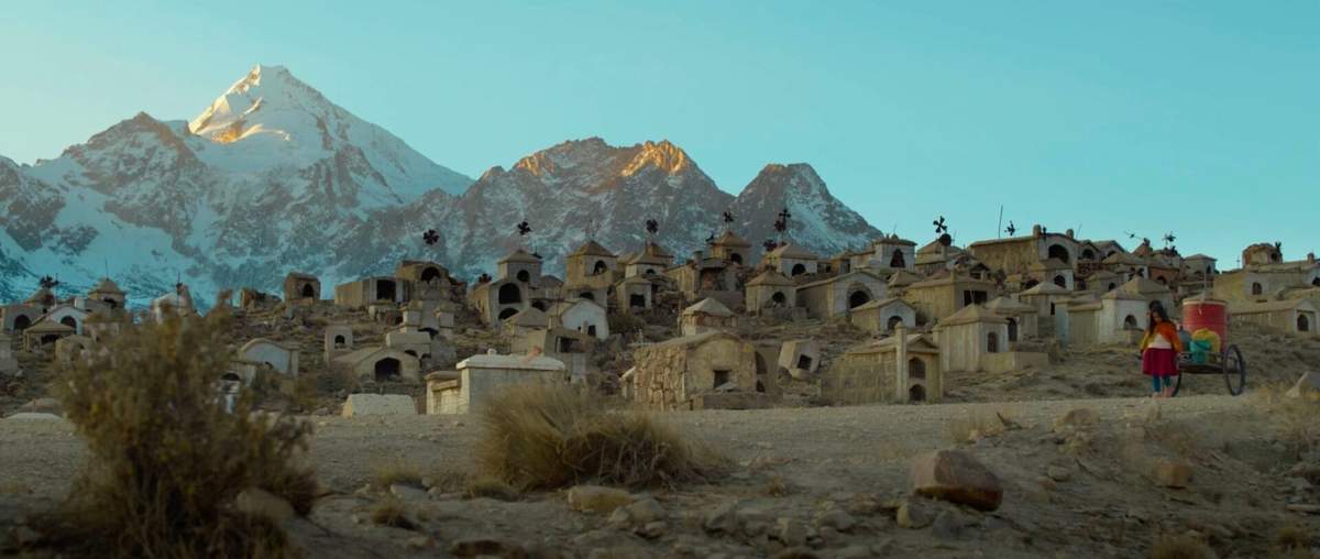 'Cielo' Director Alberto Sciamma & Star Fernanda Gutiérrez Aranda Talk About SXSW Film