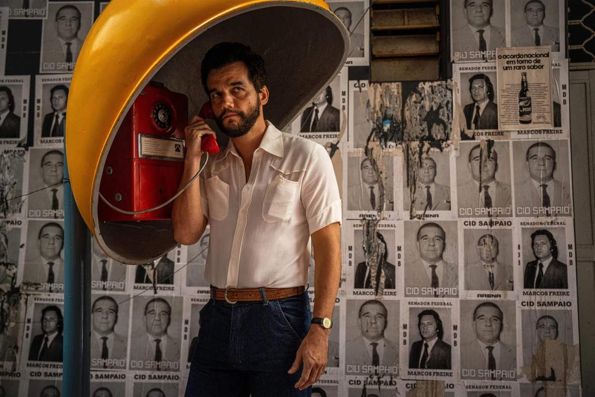 ‘The Secret Agent’ Review: Wagner Moura Shines In Exceptional Brazilian Paranoid Thriller