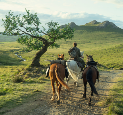 ‘A Knight of the Seven Kingdoms’ Review: No Iron Throne, No Dragons — No Problem